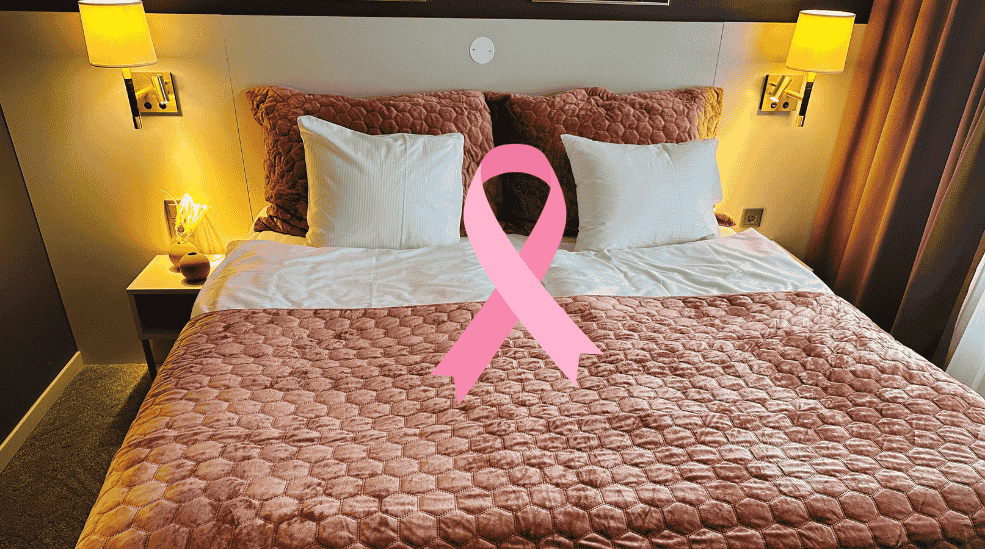 Bo i Rosa Rummet och stöd kampen mot bröstcancer