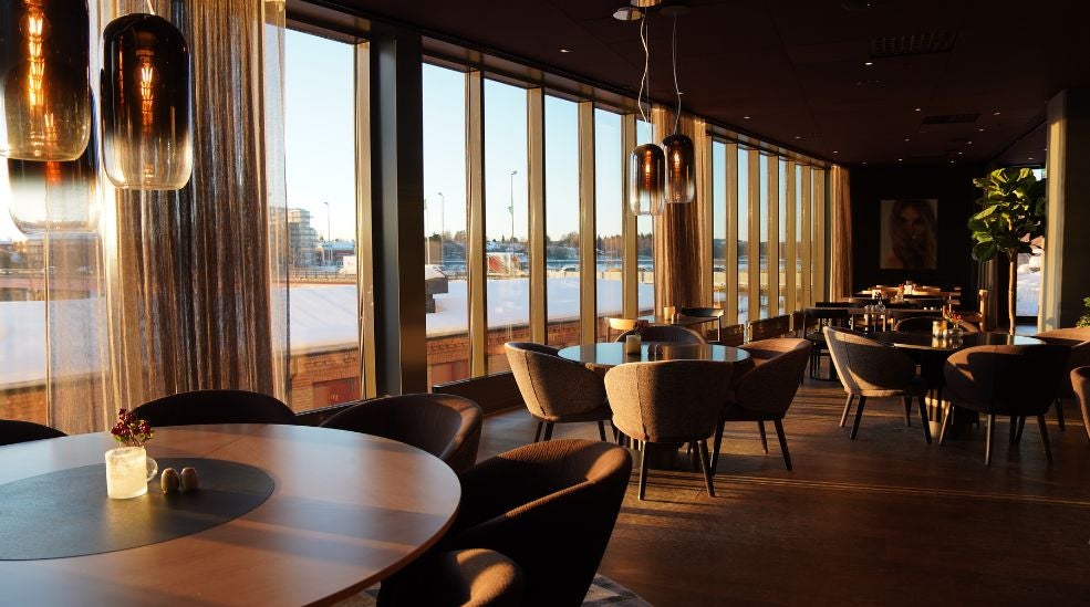 Middag, hotell och frukost