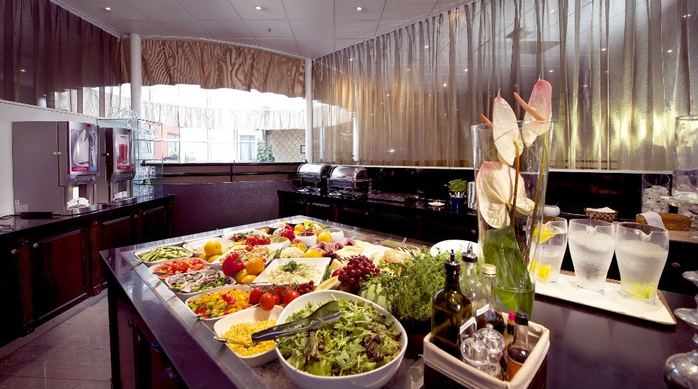 Frukostbuffé på Clarion Collection Hotel Grand Bodø i Norge