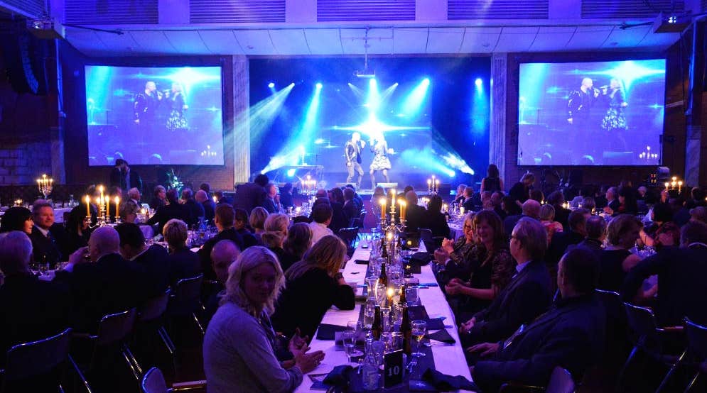 Show och middag i eventlokalen Stora Björn på Quality Hotel Galaxen i Borlänge